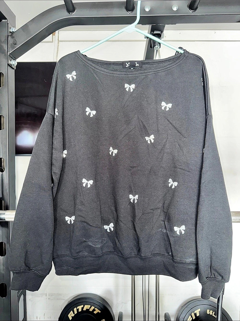 Vinyl Clothing Bow Print Sweatshirt Size Medium